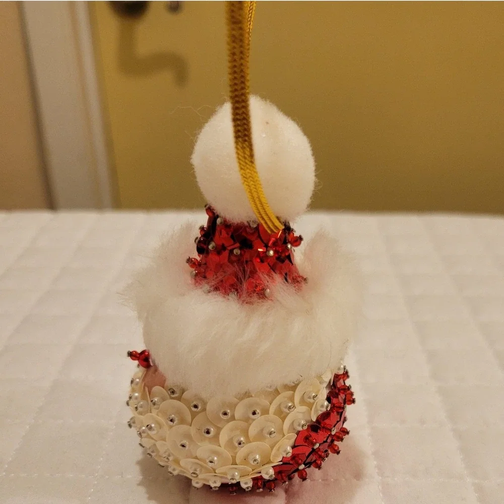 VTG Santa‎ Claus Push Pin Sequin Beaded Christmas Tree Ornament Holiday Adorable